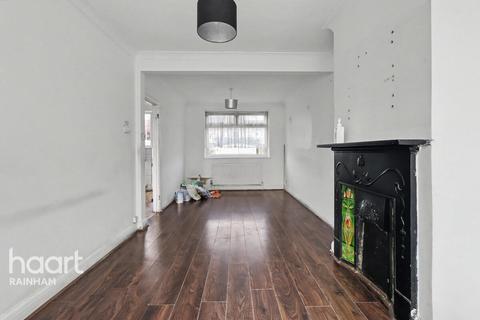 3 bedroom terraced house for sale, Upminster Road South, Rainham
