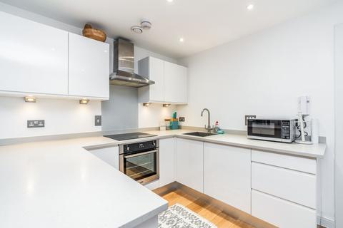 2 bedroom flat to rent, The Blake Building, Admirals Quay, Ocean Way, SO14