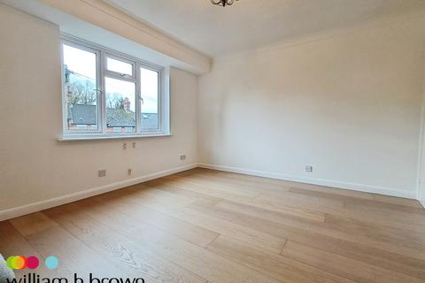 1 bedroom flat to rent, Weald Road, BRENTWOOD