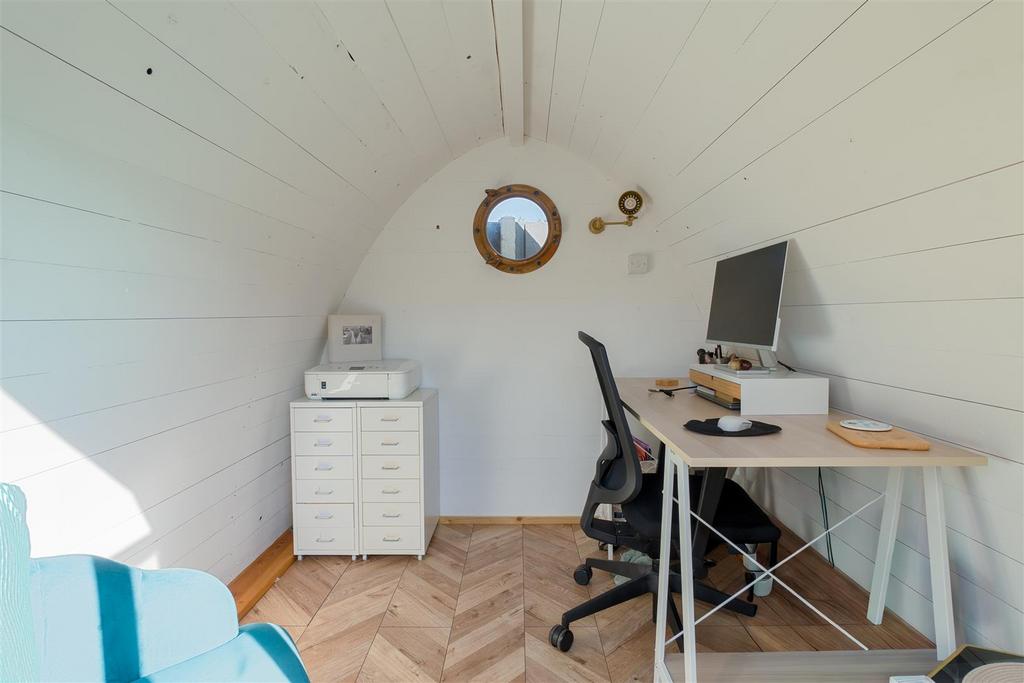 Cabin.jpg