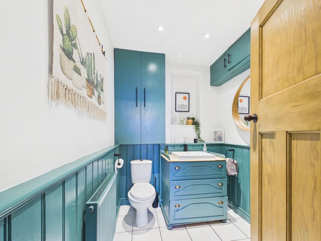 Utility Room With WC