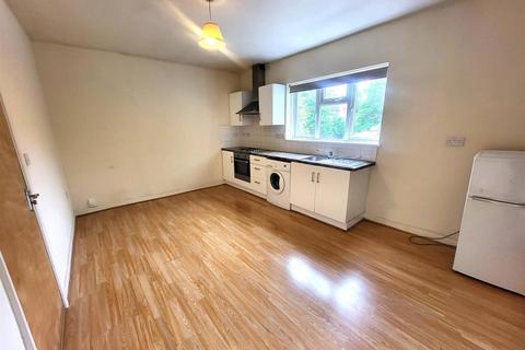 1 bedroom flat to rent, Highview Street, Dudley, DY2 7JR