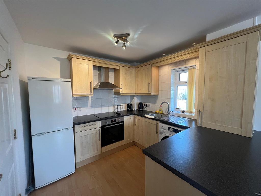 Orchard court kitchebn.jpg