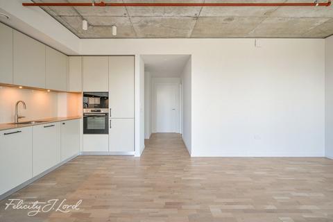 3 bedroom apartment for sale, Chalkstone Lane, London