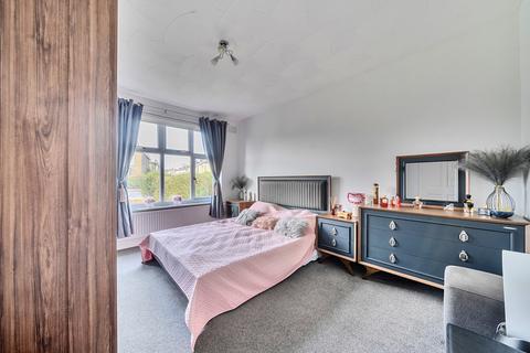 2 bedroom bungalow for sale, Green Lane, Chislehurst, Kent, BR7