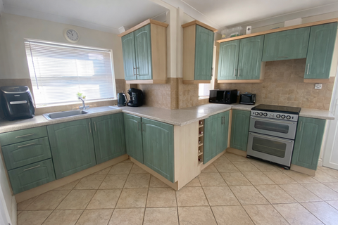2 bedroom semi-detached house for sale, Tolls Lane, Holbeach