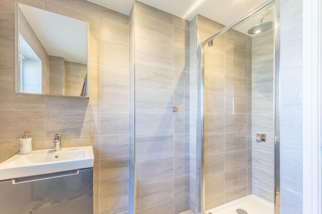 En suite shower room