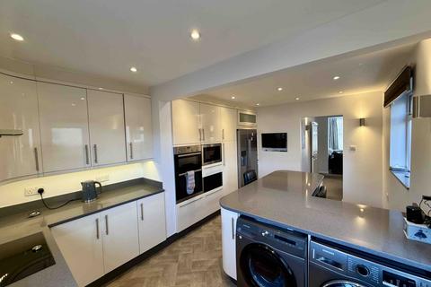 3 bedroom terraced house for sale, Felix Road, Felixstowe, IP11