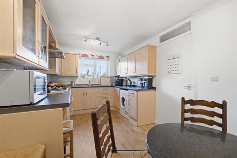 3 bedroom terraced house for sale, Tennyson Road, Hanwell