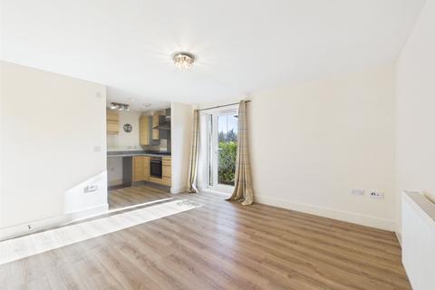 2 bedroom apartment to rent, Suffolk Drive, Gloucester, Gloucestershire, GL1