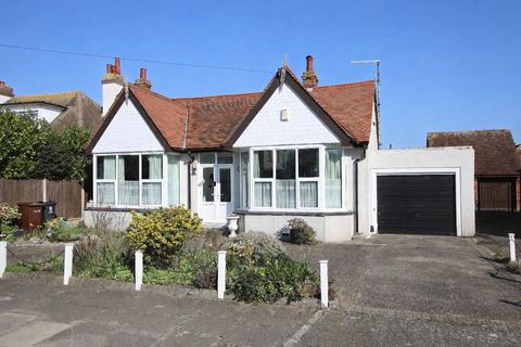 3 bedroom bungalow for sale, Clacton on Sea, CO15