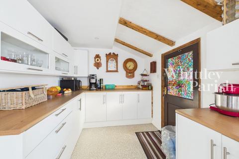 2 bedroom cottage for sale, Victoria Road, Diss