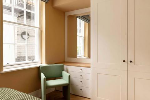1 bedroom apartment to rent, Harley Street