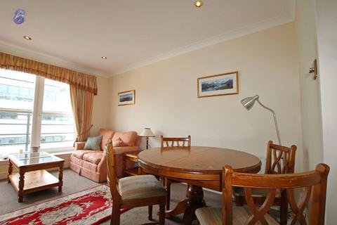 2 bedroom apartment to rent, Gentle's Entry, Holyrood, Edinburgh, EH8