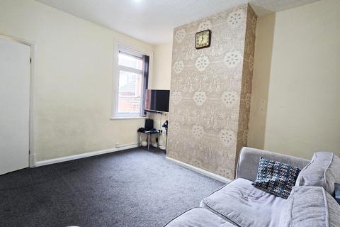 2 bedroom terraced house for sale, Sawley Street, Leicester, LE5