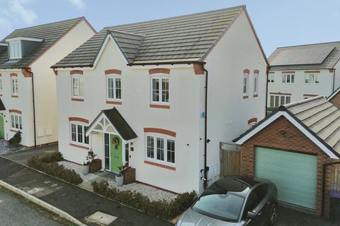 4 bedroom detached house for sale, Lofted Drive, Telford TF1
