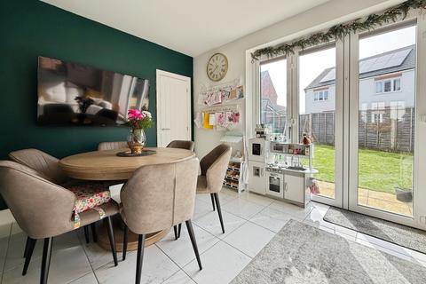 4 bedroom detached house for sale, Lofted Drive, Telford TF1