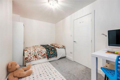 1 bedroom flat for sale, Warwick Way, London SW1V