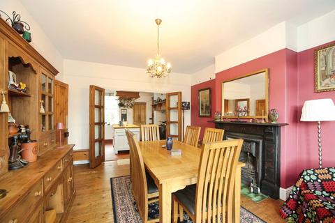 4 bedroom semi-detached house for sale, Graddfa Villas, Llanbradach, CAERPHILLY