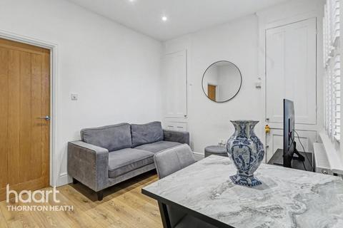 Melfort Road, Thornton Heath