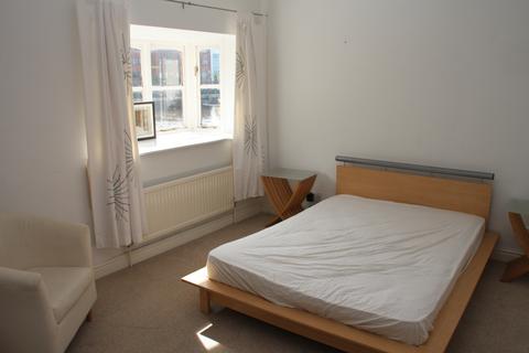 3 bedroom mews to rent, Merchants Quay, Salford Quays, Salford, M50