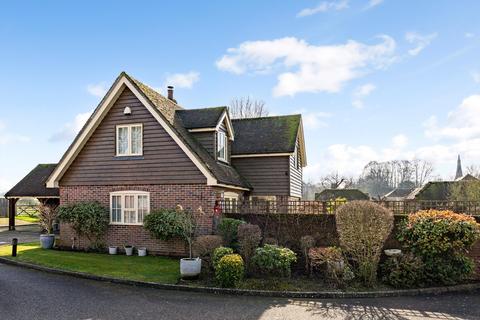 Farriers Close, Preston Candover, Basingstoke, Hampshire RG25