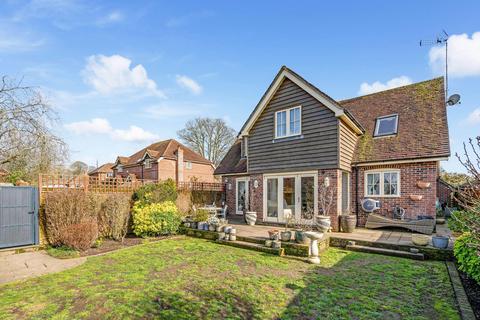 undefined, Farriers Close, Preston Candover, Basingstoke, Hampshire RG25