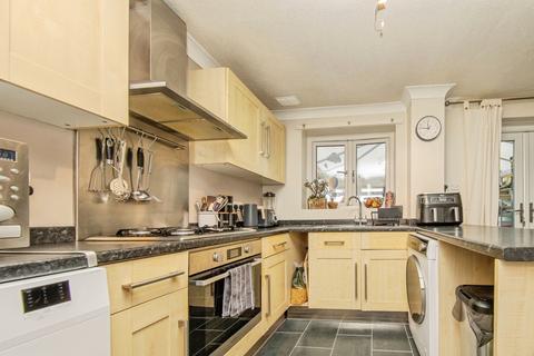 3 bedroom semi-detached house for sale, Laurelhayes, Ipswich, Suffolk, IP2