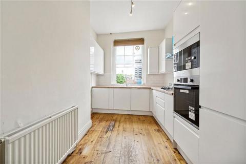 4 bedroom flat to rent, Fitzjames Avenue, London W14