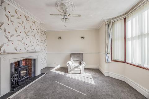 4 bedroom semi-detached house for sale, Solent Road, Portsmouth PO6