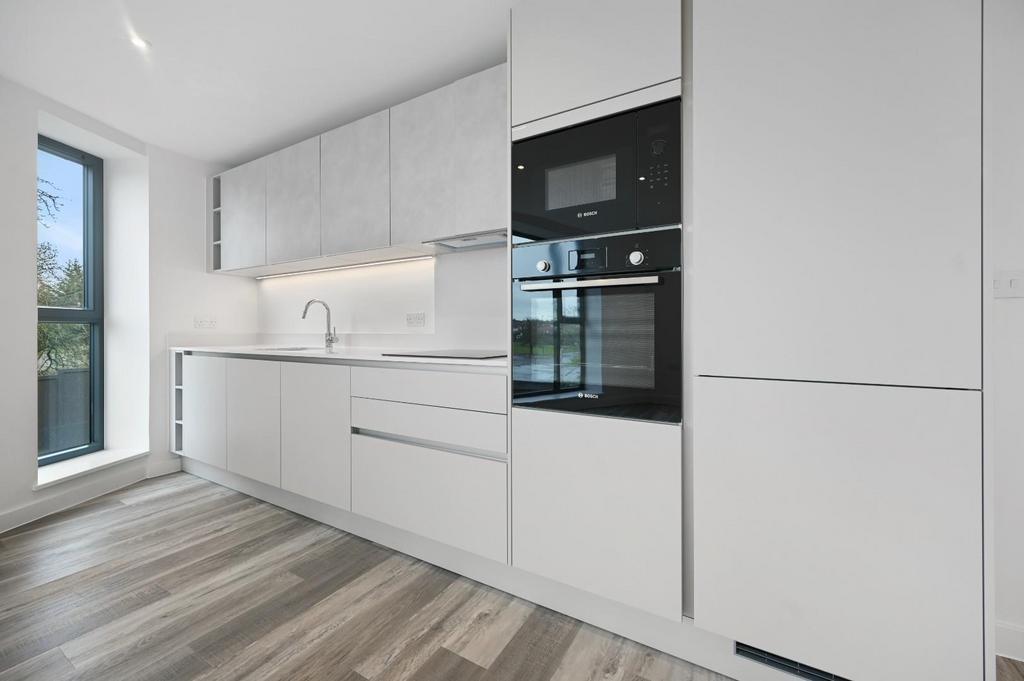 RC- bejoux court- flat 7 - kitchen 1 (1).JPG