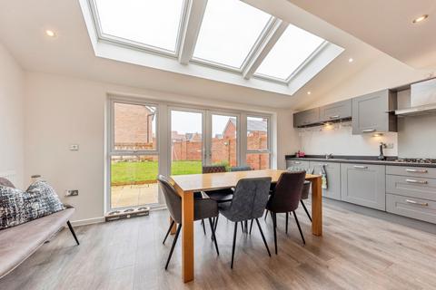 undefined, Violet Grove, Newark, NG24