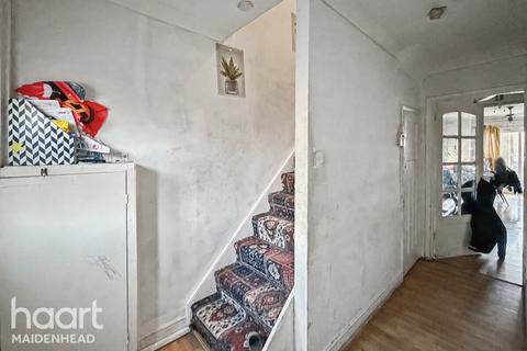 3 bedroom terraced house for sale, Granville Avenue, SLOUGH