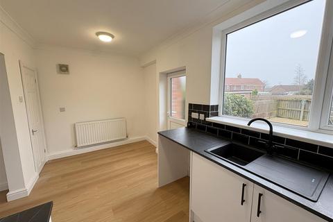 3 bedroom terraced house to rent, Lanethorpe Road, Darlington