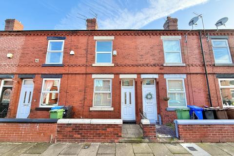 2 bedroom terraced house for sale, Princess Avenue, Denton