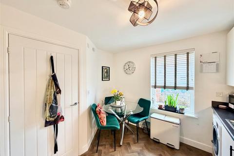3 bedroom end of terrace house for sale, Ursa Gardens, Plymouth PL9
