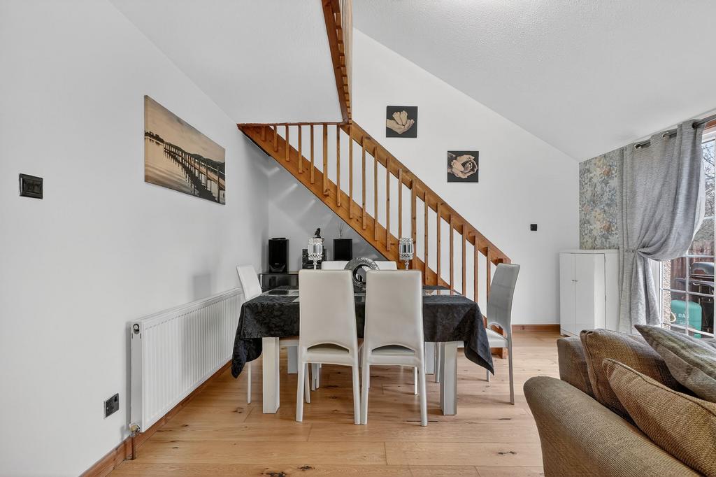 Dining Lounge