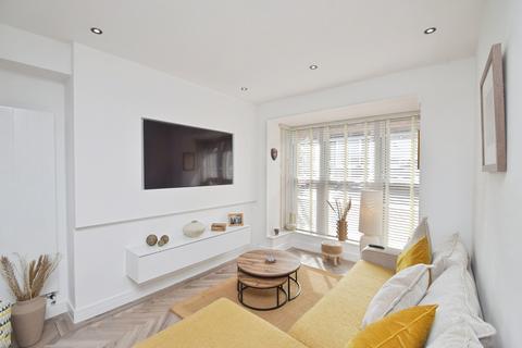 3 bedroom semi-detached house for sale, Park Avenue, Mumbles, Swansea, Swansea, SA3 4DU, GB