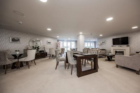 2 bedroom retirement property for sale, Pinewood Gardens, Southborough
