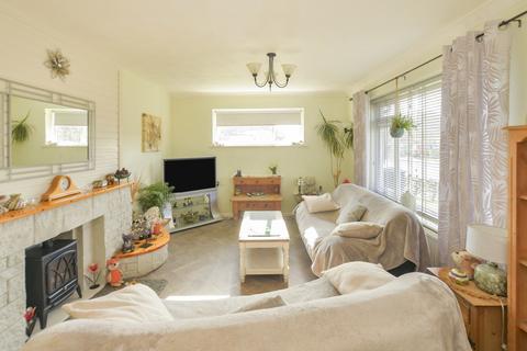 undefined, Firs Close, Kent CT19