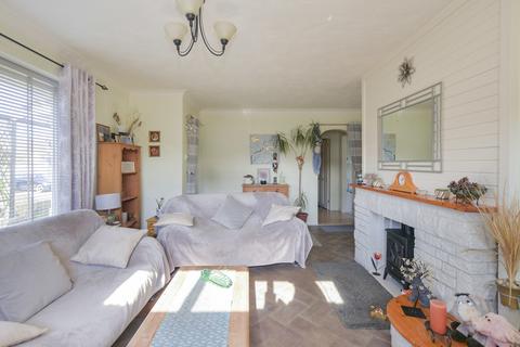 undefined, Firs Close, Kent CT19