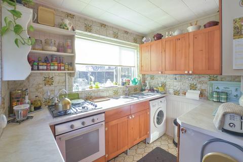 undefined, Firs Close, Kent CT19