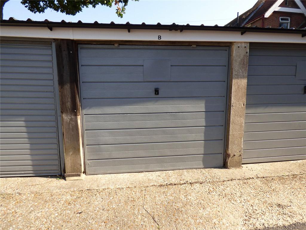 Garage B