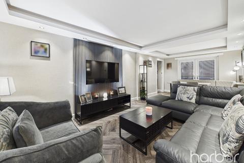 undefined, Rhindhouse Place, Baillieston, Glasgow, City of Glasgow, G69 6JH
