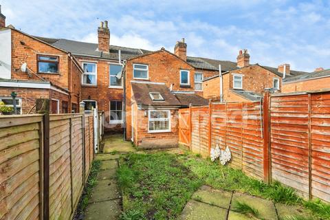2 bedroom terraced house for sale, Vincent Road, Worcester WR5