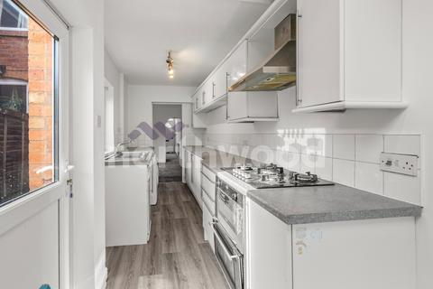 2 bedroom terraced house for sale, Vincent Road, Worcester WR5