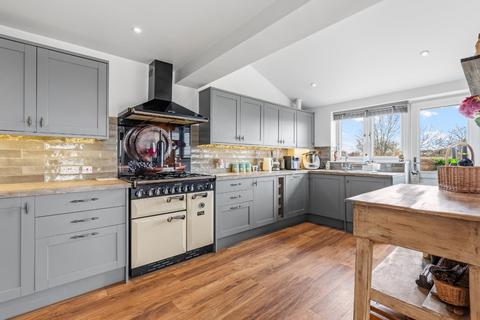 3 bedroom semi-detached house for sale, Alderman Way, Weston Under Wetherley, Leamington Spa