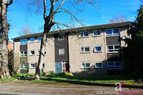 3 bedroom apartment for sale - Bycullah Road, Enfield, Middlesex, EN2
