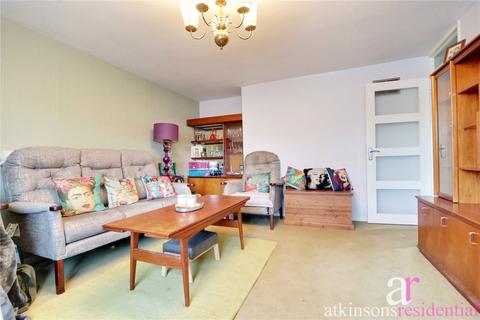 3 bedroom apartment for sale, Bycullah Road, Enfield, Middlesex, EN2
