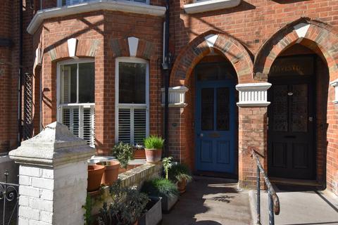 4 bedroom terraced house for sale, Milward Road, Hastings